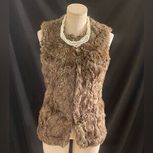 Chic Faux Fur Clasp Closure Vest
